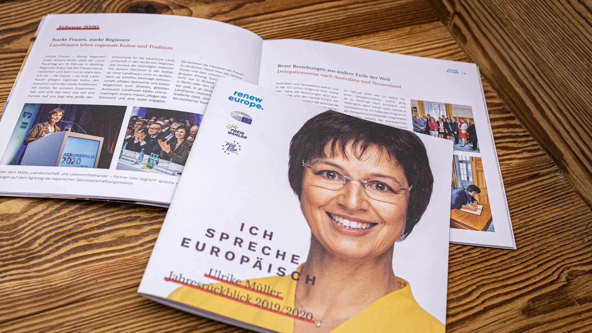 Broschüre: Jahresrückblick für die Parlamentsabgeordnete Ulrike Müller umgesetzt von greiterundcie.